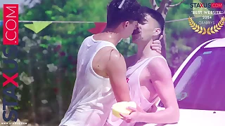 STAXUS ::  We washed my car and my friend couldn't keep quickening together. Dazzling day of joke